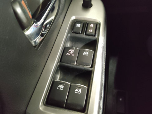 Used 2017 Subaru Crosstrek 2.0i Premium image 27