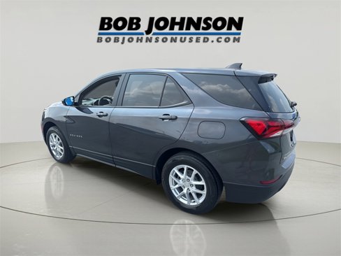 Used 2022 Chevrolet Equinox LS w/ LS Convenience Package image 5