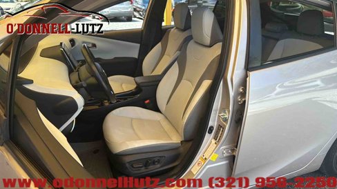 Used 2021 Toyota Prius Prime Limited image 11