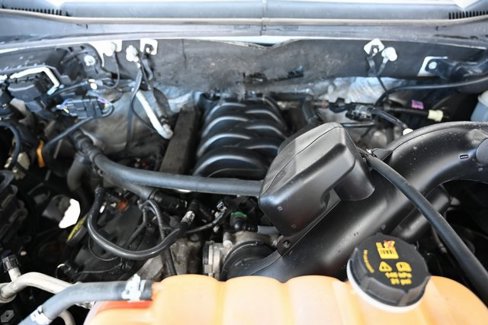 Used 2015 Ford F150 Lariat image 34
