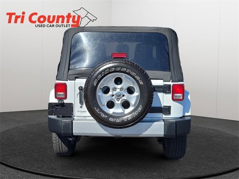 Used 2014 Jeep Wrangler Sahara w/ Connectivity Group image 6