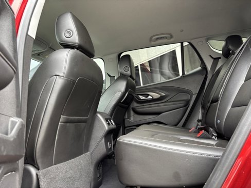Certified 2022 GMC Terrain SLT image 19