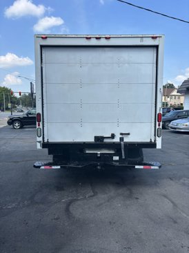 Used 2017 Ford E-350 and Econoline 350 Super Duty image 5