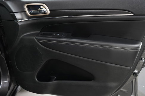 Used 2014 Jeep Grand Cherokee Limited image 10