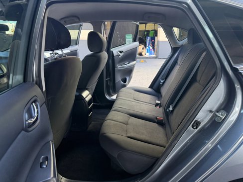 Used 2018 Nissan Sentra S image 11