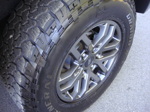 Used 2022 Ford Ranger Lariat w/ Tremor Off-Road Package image 15