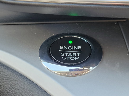 Used 2021 Ford Explorer XLT w/ Equipment Group 202A image 23