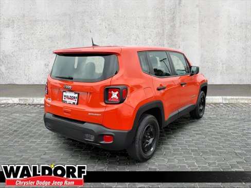 Used 2019 Jeep Renegade Sport w/ UConnect 7.0 Group image 2