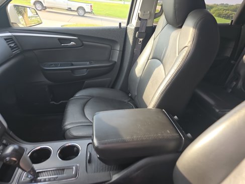 Used 2011 Chevrolet Traverse LT w/ LPO, 'HIT The Road' Package image 17