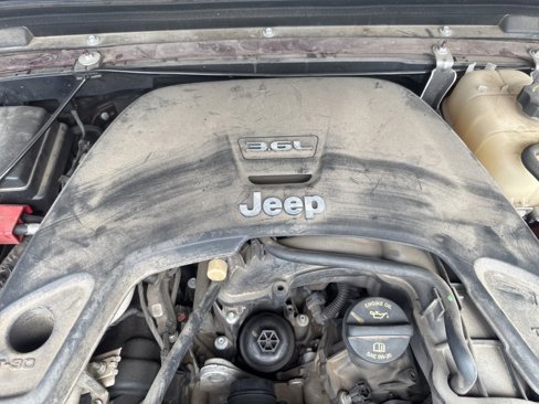 Used 2021 Jeep Wrangler Sport image 30
