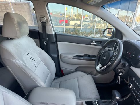 Used 2020 Kia Sportage LX w/ LX Popular Package image 10