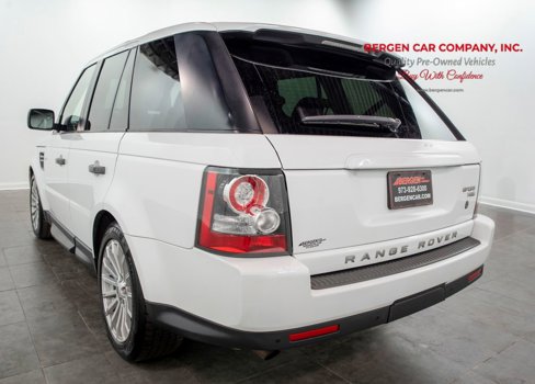 Used 2011 Land Rover Range Rover Sport HSE image 12