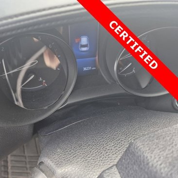 Certified 2018 Toyota C-HR XLE image 1