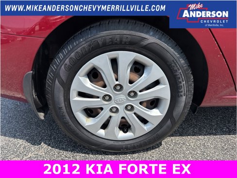 Used 2012 Kia Forte EX image 11