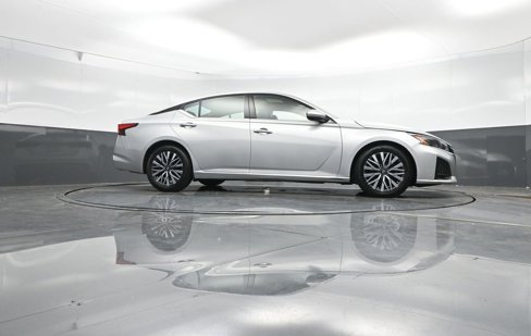 Used 2023 Nissan Altima 2.5 SL image 47
