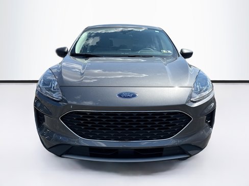 Certified 2022 Ford Escape SE image 2