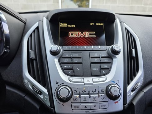 Used 2014 GMC Terrain SLE image 22