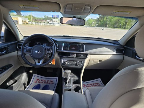 Used 2017 Kia Optima LX w/ Convenience Package image 14