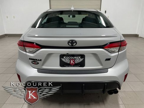 Used 2024 Toyota Corolla SE image 5