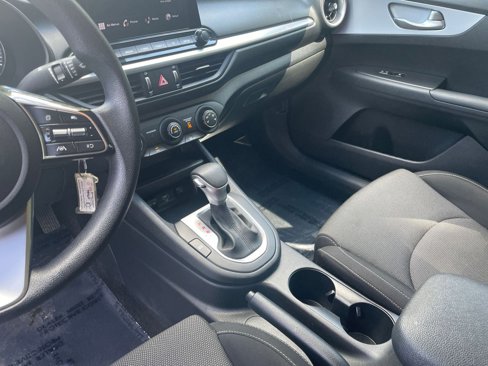 Used 2024 Kia Forte LXS image 37