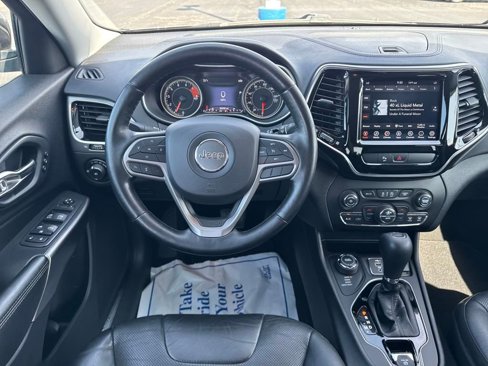 Used 2020 Jeep Cherokee Limited image 13