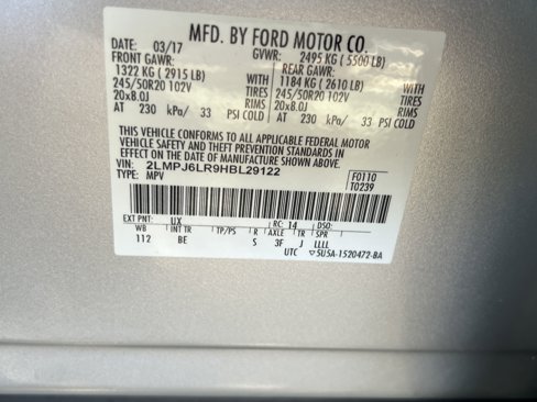 Used 2017 Lincoln MKX Reserve image 36