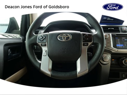 Used 2018 Toyota 4Runner 4WD image 19