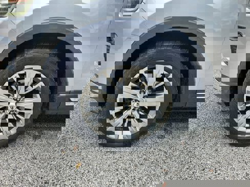 Used 2018 Ford Explorer Limited image 27