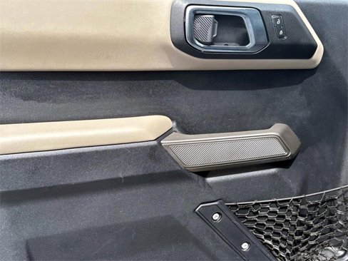 Used 2022 Ford Bronco Wildtrak image 15