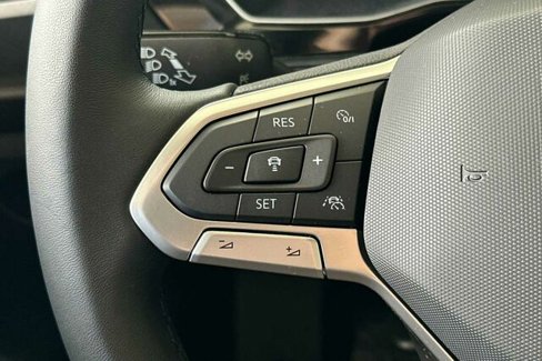 New 2024 Volkswagen Jetta SE image 23