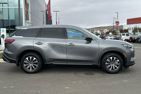 Certified 2025 INFINITI QX60 Pure image 8
