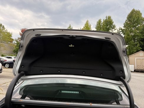 Used 2018 Toyota Camry LE image 16