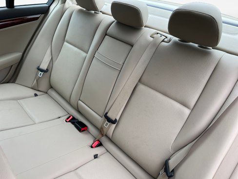 Used 2011 Mercedes-Benz C 300 4MATIC Sedan image 12