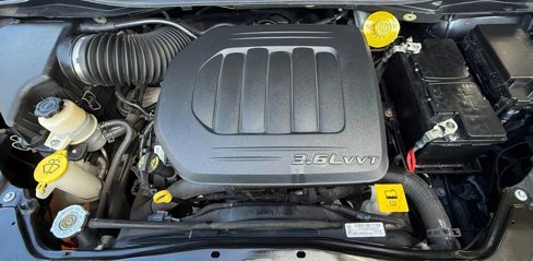 Used 2020 Dodge Grand Caravan SXT image 12