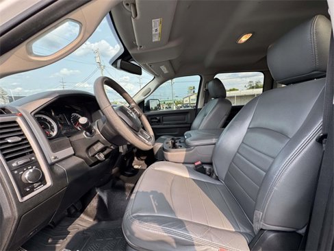 Used 2017 RAM 3500 Tradesman image 19