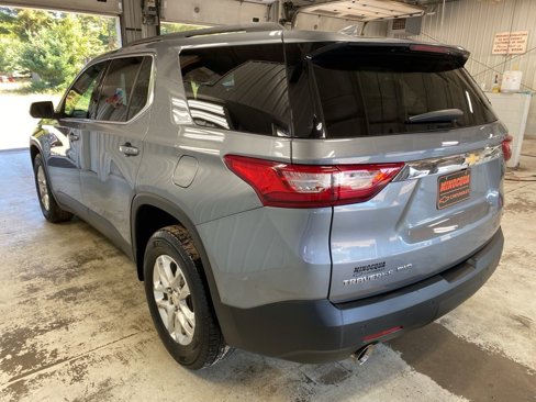 Used 2021 Chevrolet Traverse LT image 7