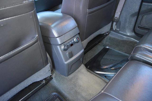 Used 2013 Ford Explorer XLT image 28