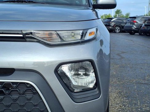 Used 2022 Kia Soul LX image 21