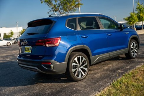 Certified 2022 Volkswagen Taos SE image 28