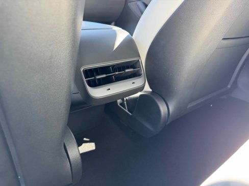 Used 2022 Tesla Model 3 Long Range image 27