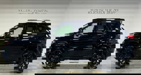 Used 2018 Jeep Grand Cherokee Altitude image 2