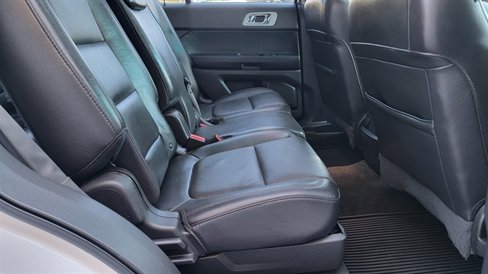 Used 2015 Ford Explorer XLT w/ Equipment Group 202B image 31