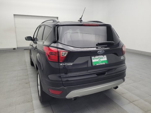 Used 2019 Ford Escape SEL image 5