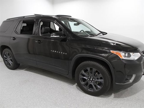 Used 2020 Chevrolet Traverse RS w/ LPO, Floor Liner Package image 1