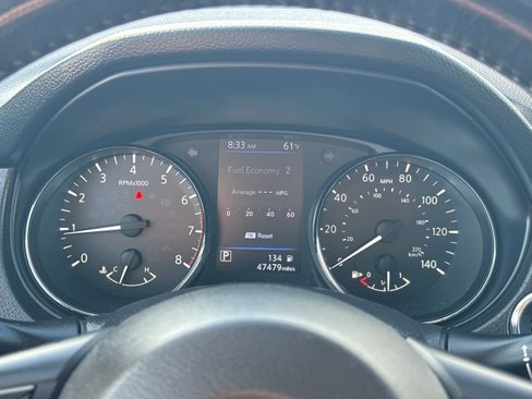 Used 2018 Nissan Rogue SV image 19