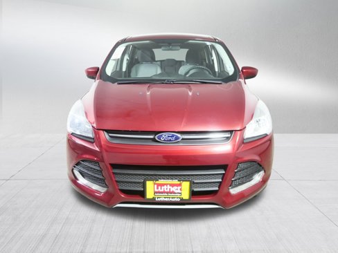 Used 2015 Ford Escape SE image 2