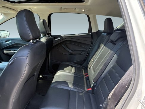 Used 2018 Ford Escape Titanium w/ Ford Safe & Smart Package image 15