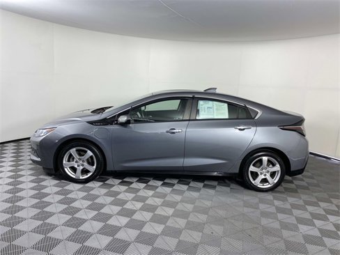 Used 2018 Chevrolet Volt LT w/ Comfort Package image 5