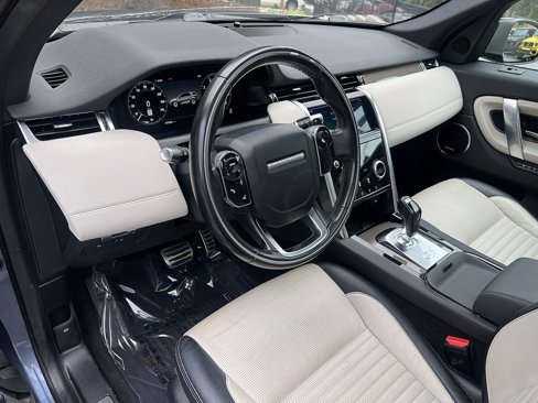 Used 2020 Land Rover Discovery Sport SE R-Dynamic image 22