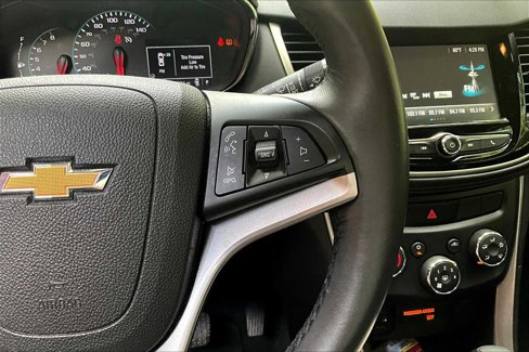 Used 2017 Chevrolet Trax LT w/ LT Convenience Package image 23